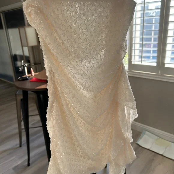 Ariavela white mini dress - Picture 5 of 6